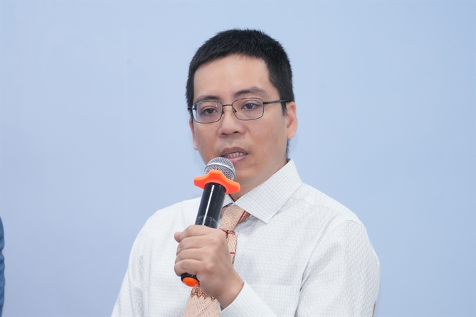 Tham gia Tọa đàm, TS.BS. Nguyễn Ngọc Tuấn, Giảng viên Trường Đại học Y khoa Phạm Ngọc Thạch chia sẻ tại tọa đàm