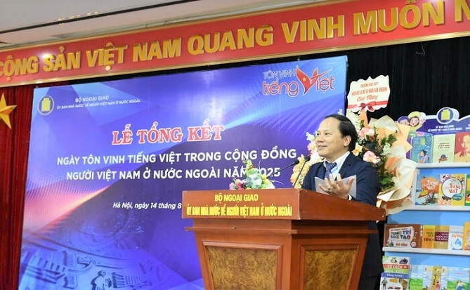 ông Trần Nhất Hoàng, Phó Cục trưởng Cục Hợp tác quốc tế, Bộ Văn hóa, Thể thao và Du lịch phát biểu tại buổi lễ