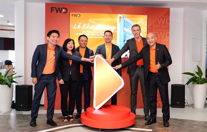 FWD Việt Nam đánh dấu bước tiến mới với văn phòng hiện đại tại TP.HCM mang đến trải nghiệm khách hàng vượt trội.