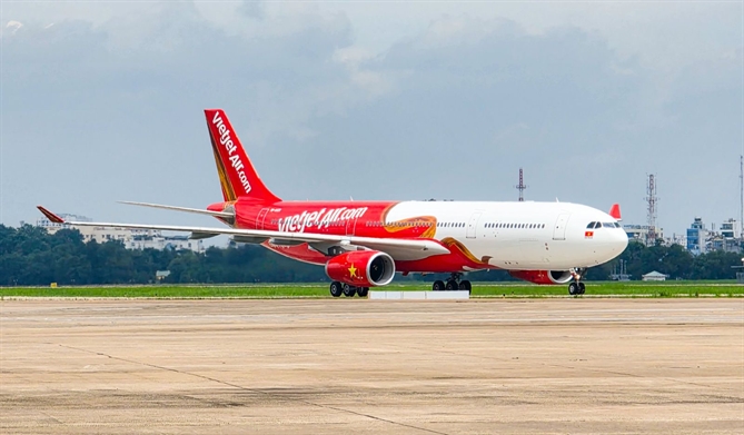 Vietjet don tau bay than rong moi, nang doi bay len 121 chiec