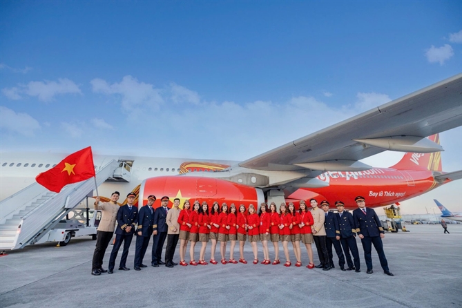 Vietjet don tau bay than rong moi, nang doi bay len 121 chiec