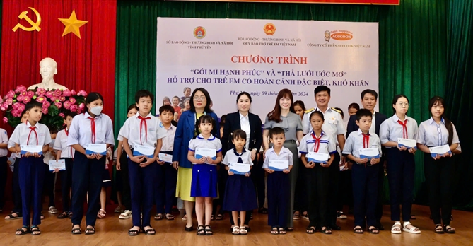 No luc bao ve moi truong va cam ket trach nhiem xa hoi trong hanh trinh phat trien ben vung cua Acecook Viet Nam