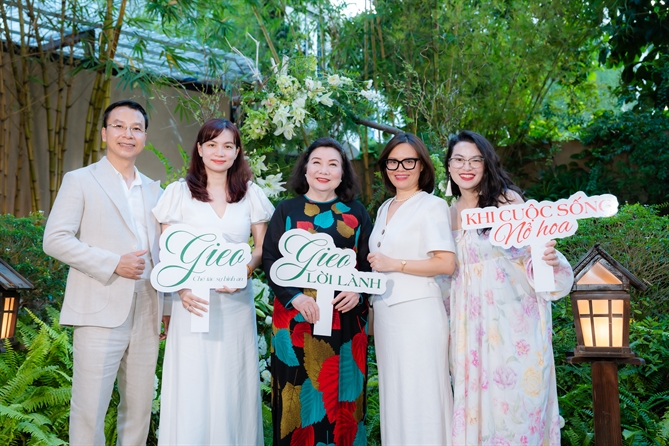 Su kien “La Vie En Rose Night”: Hanh trinh 