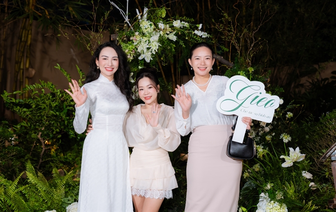 Su kien “La Vie En Rose Night”: Hanh trinh 