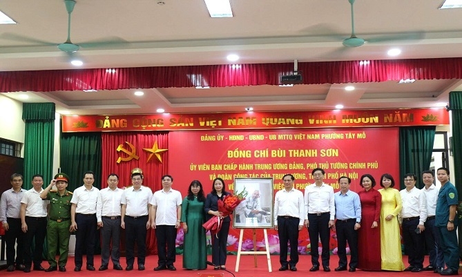 Tặng quà