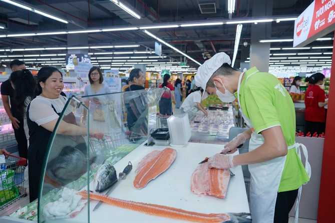 Ba động lực mở ra quỹ đạo tăng trưởng cho mảng thịt của Masan Cá hồi tươi ngon tại siêu thị WinMart