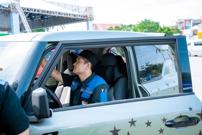 Chinh sach hau mai 5 sao cua VinFast ghi diem tuyet doi voi khach hang Viet