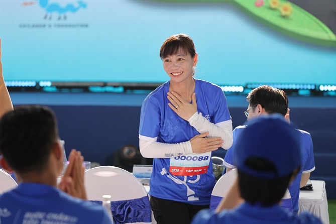 CapitaLand hỗ trợ 97.000 USD cho trẻ em khó khăn qua chiến dịch “Bước chân gắn kết yêu thương” mùa 3 Nữ cầu thủ “Quả bóng vàng” Việt Nam Trần Thị Thùy Trang cũng đồng hành cùng hành trình lan tỏa sự tử tế