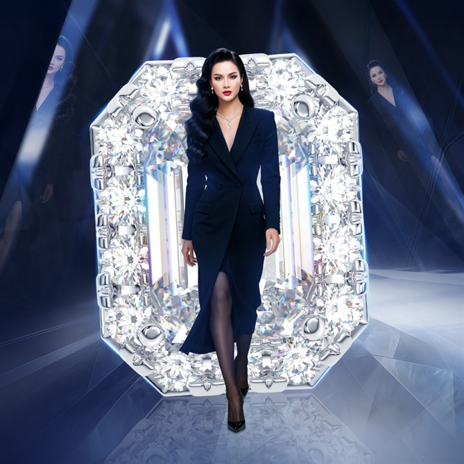 Phái đẹp vẫn tự tin vượt qua thử thách để thành công, khẳng định sự tinh tế và lan tỏa cảm hứng cho những người xung quanh. Ảnh: PNJ