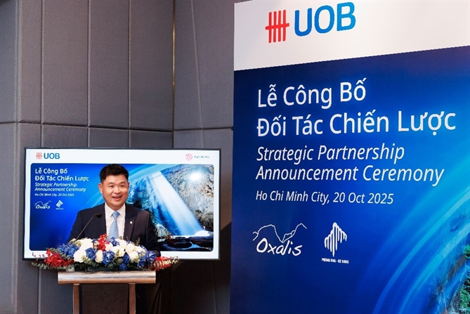 UOB Việt Nam, Oxalis và Phong Nha – Kẻ Bàng hợp tác quảng bá du lịch sinh thái Quảng Trị ra ASEAN Ông Paul Kim – Giám đốc Khối Dịch vụ Tài chính Cá nhân, Ngân hàng UOB Việt Nam phát biểu tại sự kiện