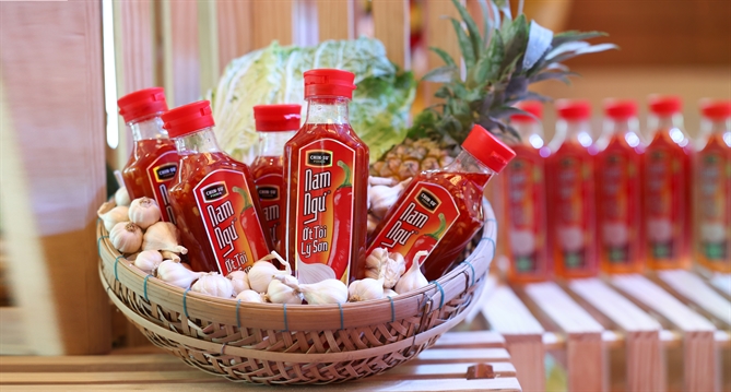 Sản phẩm nước mắm Nam Ngư ớt tỏi Lý Sơn mới được ra mắt 