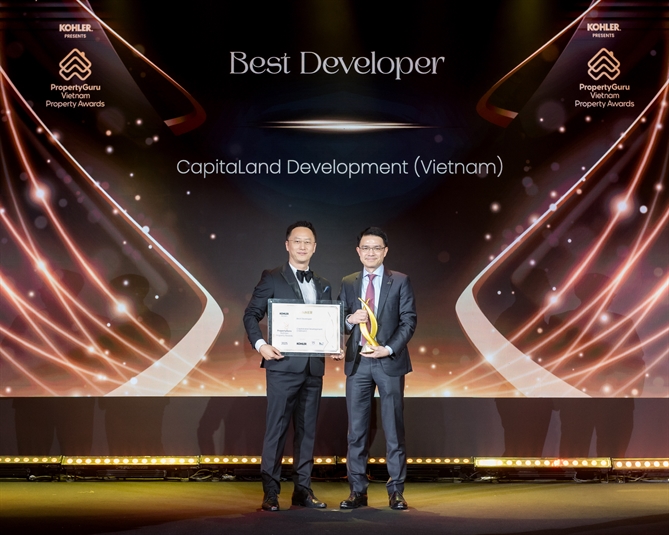 CapitaLand Development khẳng định vị thế tại Giải thưởng PropertyGuru Việt Nam 2025 Ông Tan Wee Hsien, Tổng Giám đốc CLD Việt Nam và Quốc tế, nhận giải thưởng “Nhà phát triển bất động sản xuất sắc” tại VPA 2025
