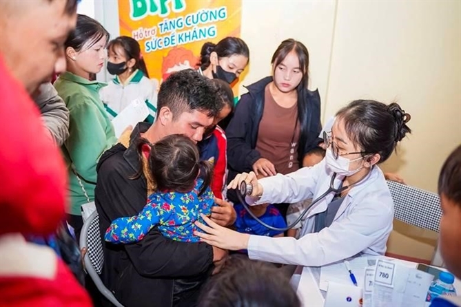 Hành trình những viên thuốc DHG Pharma gieo nắng ấm tại Lào Cai