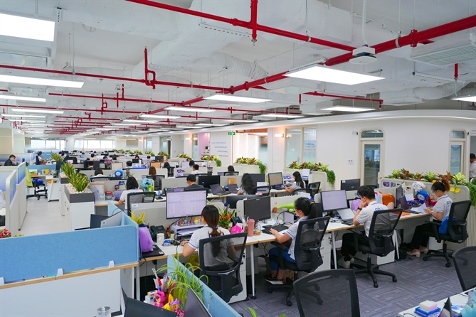 Lãnh đạo công ty luôn cam kết mạnh mẽ về một môi trường làm việc tích cực và nhân văn tại  Shinhan Life Việt Nam