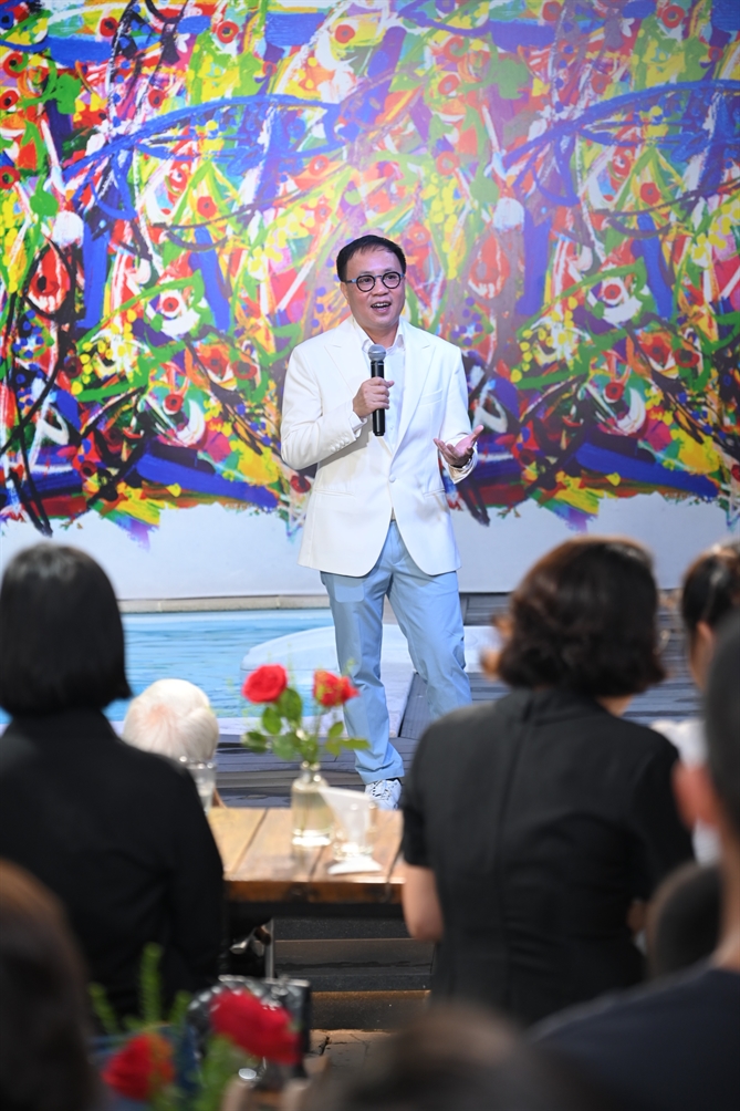 Phúc Sinh tổ chức “Triển lãm Đặng Phương Việt”