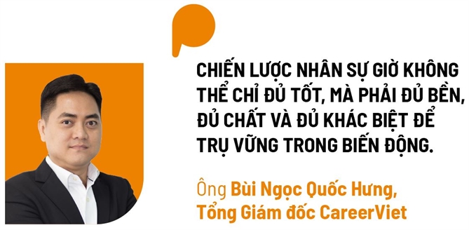 Giữ người thời biến động
