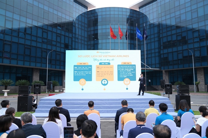 Vietnam Airlines tổ chức thành công Ngày hội việc làm 2025 lần đầu tiên