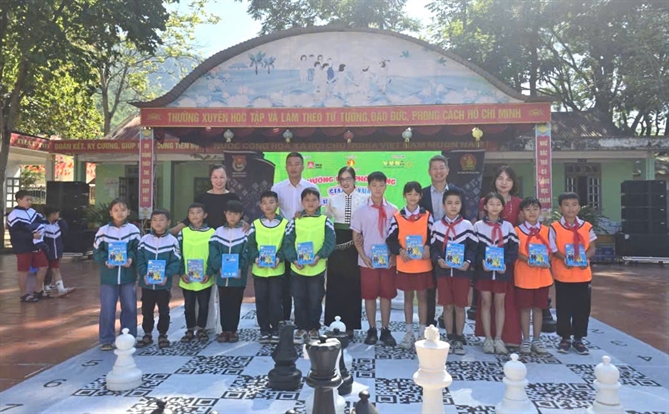 Cờ vua vận động lan tỏa tới vùng biên: Thiếu nhi Na Sang khởi động hành trình Giải cờ vua thiếu nhi Việt Nam 2025-2026