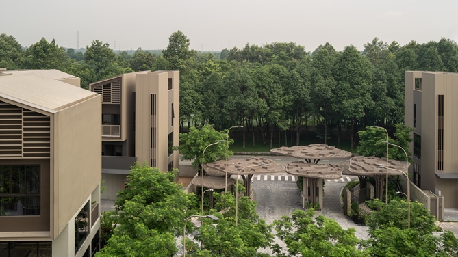 Trái ngọt từ sự bứt phá Cổng chào The Orchard đánh dấu sự chuyển tiếp từ sự náo nhiệt của đô thị sang một thiên đường riêng tư tĩnh lặng