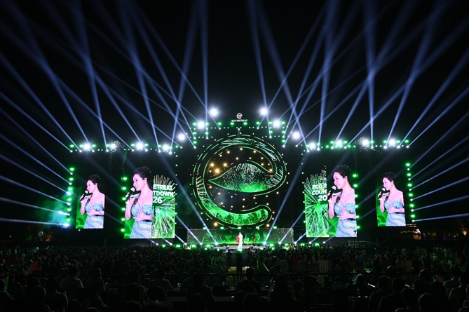 Chào năm mới giữa xanh tươi tại đại nhạc hội Countdown 2026 khắp ba miền của Ecopark Lần đầu tiên Eco Retreat Countdown được tổ chức