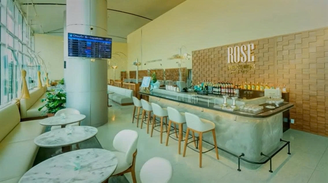 Nâng tầm năng lực - Vững vàng Bứt phá SASCO hợp tác Airport Dimensions ra mắt phòng chờ Rose Business Lounge phiên bản mới, mở ra tiêu chuẩn dịch vụ đẳng cấp quốc tế.