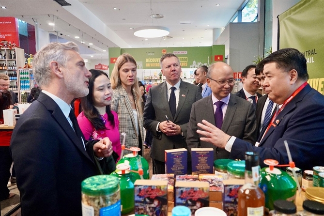 Central Retail Việt Nam phối hợp cùng Bộ Công Thương tổ chức “Ngày Việt Nam tại Pháp” khai mạc ngày 11/10/2025, tại siêu thị Monoprix, Paris