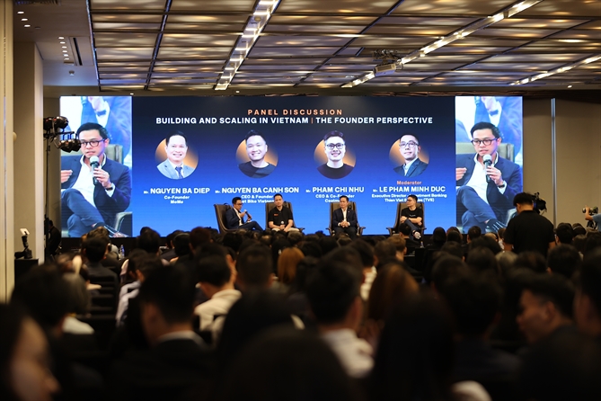 Phiên thảo luận: Gây dựng và tăng trưởng - Góc nhìn nhà sáng lập với sự điều phối của ông Lê Phạm Minh Đức, Giám đốc cấp cao, Khối Ngân hàng Đầu tư, TVS. Ảnh: TL.