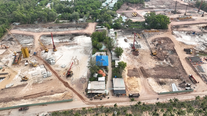 Mặt bằng sạch bàn giao tới đâu, nhà đầu tư triển khai tới đó để kịp tiến độ dự án