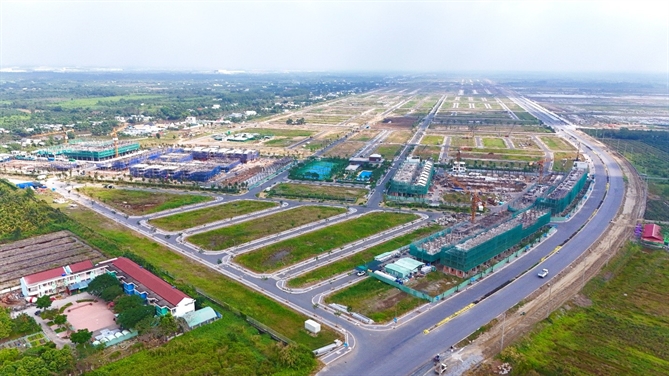 Dòng vốn phía Bắc và “tọa độ” đầu tư mới tại cửa ngõ Tây TP.HCM Đại lộ Lương Hòa Bình Chánh giúp cư dân tương lai LA Home kết nối về TP.HCM chỉ từ 5 phút, dự kiến thông xe vào Quý I/2026.