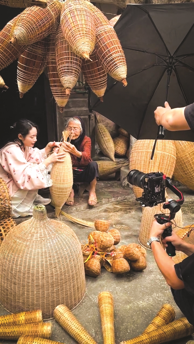 Kể chuyện di sản cho Gen Z Hưng Yên - Học đan đó