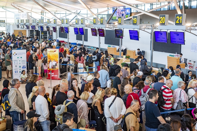 Sự kiện bàn giao vận hành Cảng HKQT Phú Quốc là minh chứng rõ nét cho mô hình hợp tác công - tư hiệu quả.