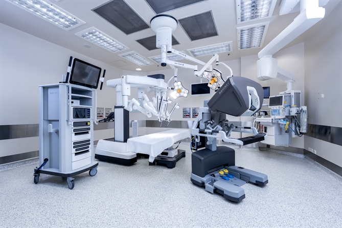 Hệ thống robot da Vinci Xi tiên tiến hàng đầu Đông Nam Á tại Bệnh viện FV