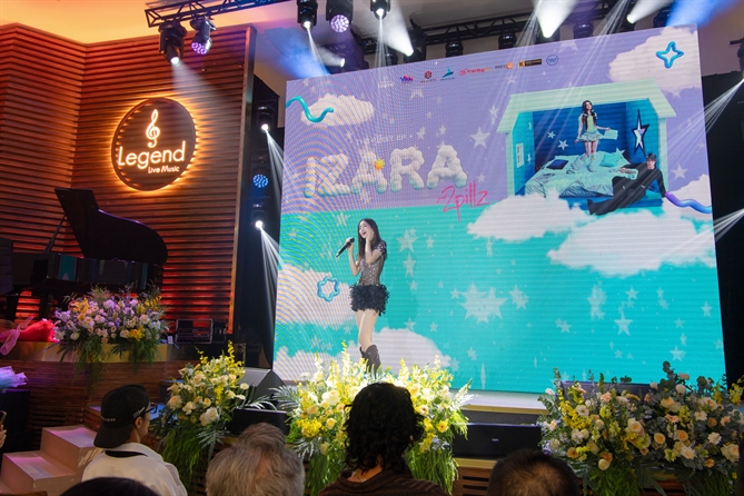 Trung Nguyên Legend liên tục sáng tạo và phụng sự cộng đồng trên Hành trình 30 năm phát triển Không gian văn hóa nghệ thuật mới “Coffee Music” được giới thiệu tại Cà phê Thế giới Trung Nguyên Legend (164 Pasteur, P. Sài Gòn, Tp. HCM), mở đầu với sự kiện họp báo ra mắt EP “IZARA” của nghệ sĩ trẻ Izara Thiên Nga.