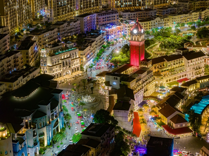 Các công trình, trải nghiệm đẳng cấp góp phần nâng hạng vị thế du lịch Việt Nam. Ảnh: Ánh Dương