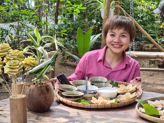 Làng cổ 200 năm miền sông nước