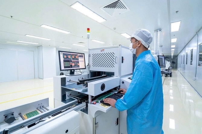 Hướng tới mục tiêu năm 2026, Điện Quang kỳ vọng đạt doanh thu 1.000 tỷ đồng. Ảnh: TL. 