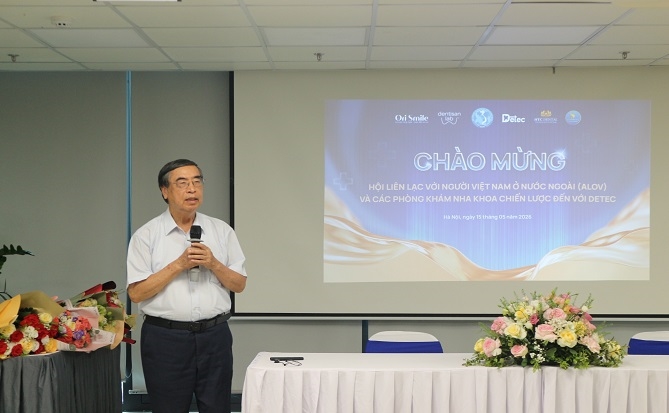 Đại sứ Nguyễn Phú Bình, Chủ tịch ALOV chia sẻ tại chương trình