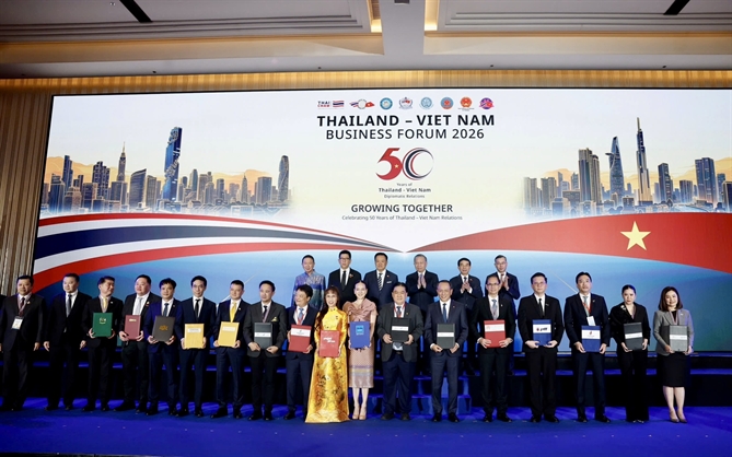 Madam Pang & Tiến sĩ Nguyễn Thị Phương Thảo sẽ cùng nhau thúc đẩy các hoạt động thể thao, văn hoá và phát triển cộng đồng.