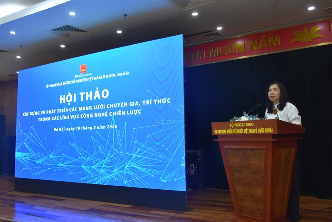Thứ trưởng Bộ Ngoại giao Lê Thị Thu Hằng phát biểu tại hội thảo