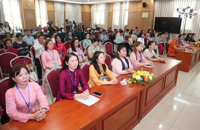 Các đại biểu tham dự Khóa tập huấn