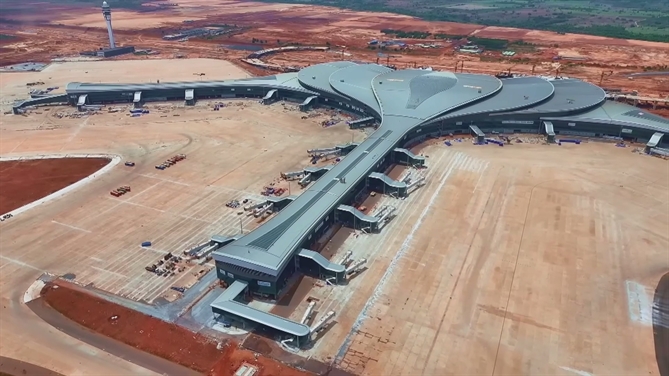 Sân bay Long Thành dự kiến đưa vào khai thác thương mại từ tháng 12/2026, được kỳ vọng mở rộng mạng lưới kết nối giao thông của Đồng Nai. Ảnh: HTV.