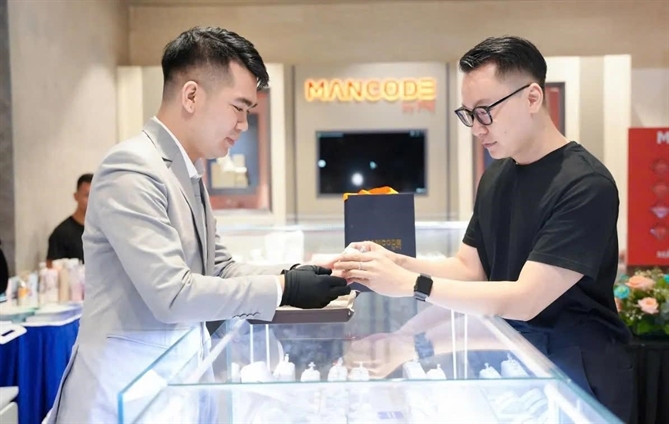 Doanh nghiệp sáng tạo các hoạt động bán lẻ, marketing sáng tạo. Ảnh: Minh Quang