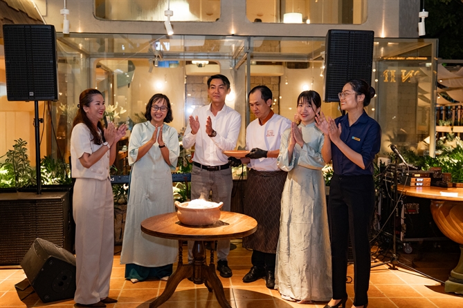 Dì Mai Thảo Điền ra mắt – “Vị Việt, tình nhà” trong không gian Garden Kitchen & Bar