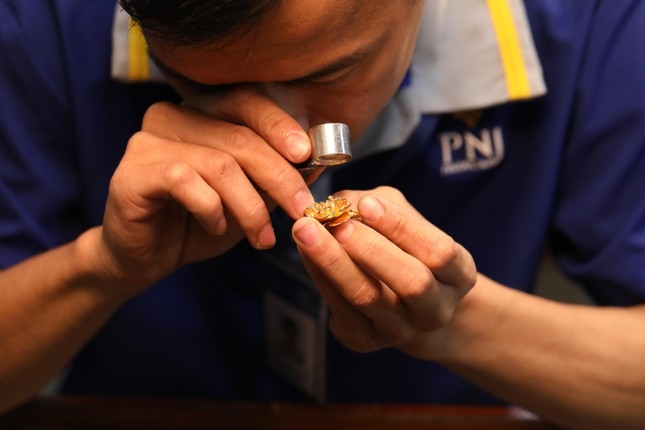 Ngành kim hoàn trước vận hội mới, lợi thế thuộc về doanh nghiệp có năng lực thực chất PNJ có nền tảng gần 40 năm phát triển trong ngành kim hoàn Việt Nam (Ảnh: N.H)